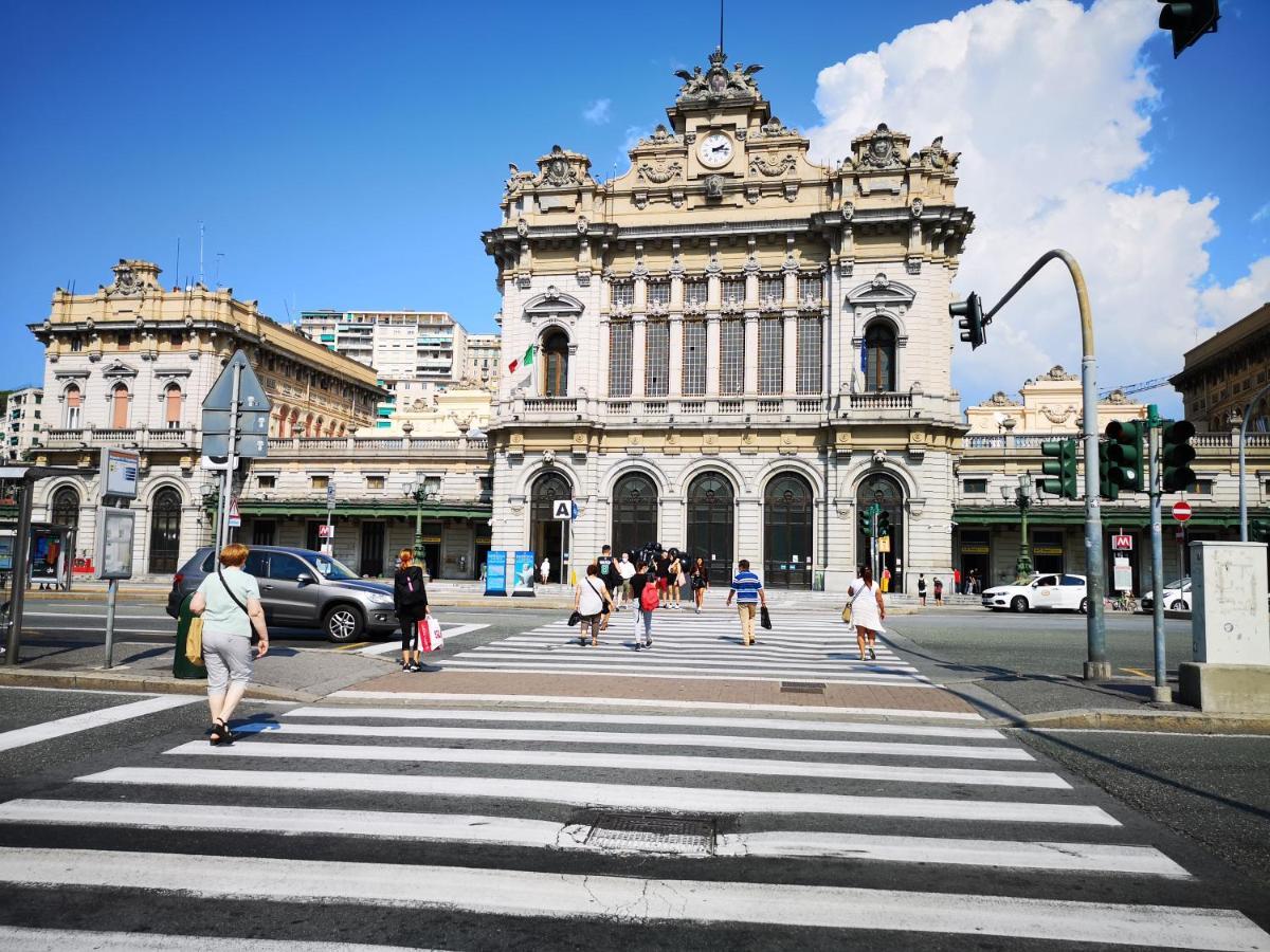 Suite Lambruschini Central With Top City View - Free Covered Parking Génova Exterior foto