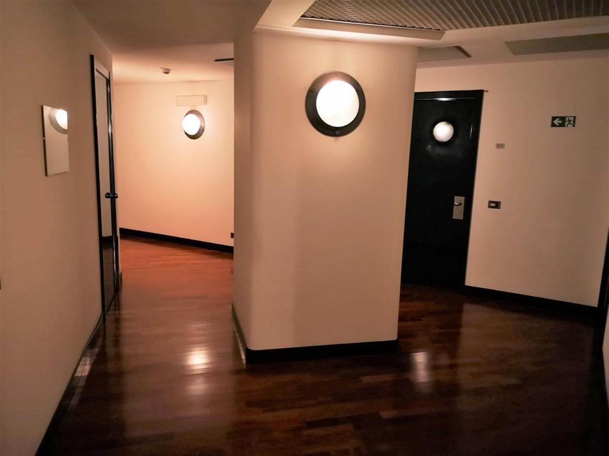Suite Lambruschini Central With Top City View - Free Covered Parking Génova Exterior foto