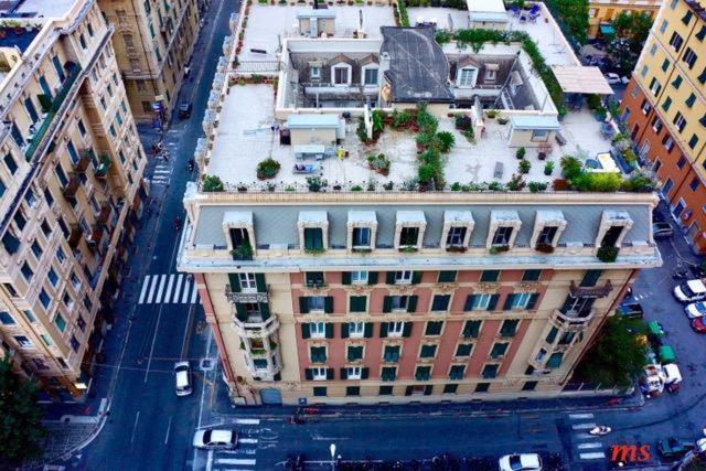 Suite Lambruschini Central With Top City View - Free Covered Parking Génova Exterior foto