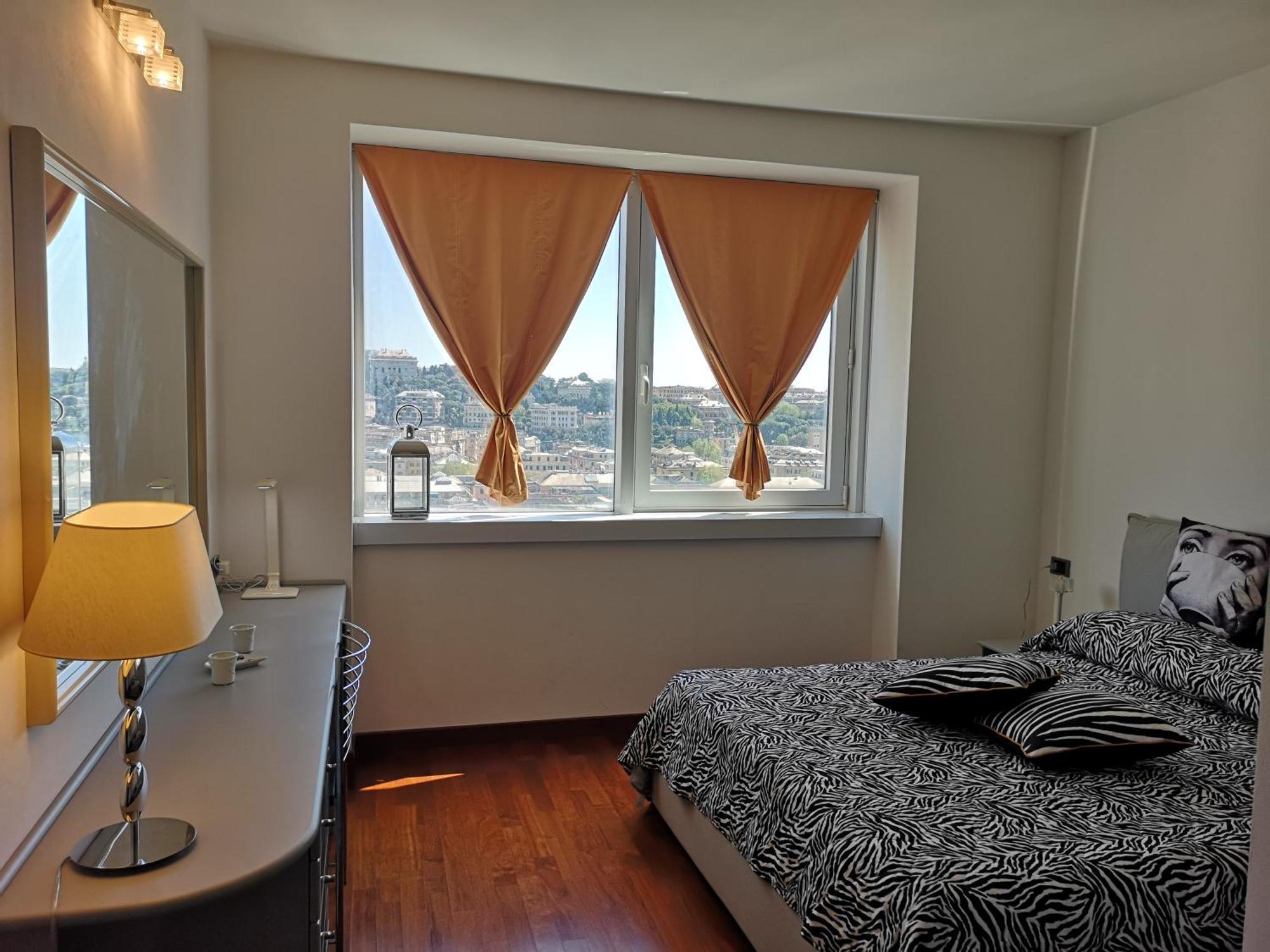 Suite Lambruschini Central With Top City View - Free Covered Parking Génova Exterior foto